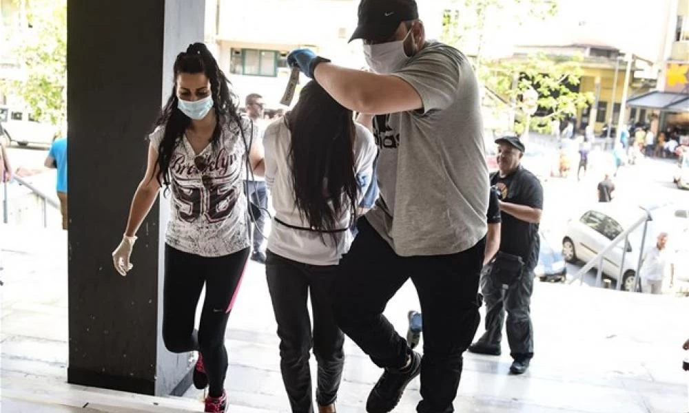 Θεσσαλονίκη: Προφυλακίστηκε η 26χρονη που τραυμάτισε θανάσιμα τον Βούλγαρο οπαδό